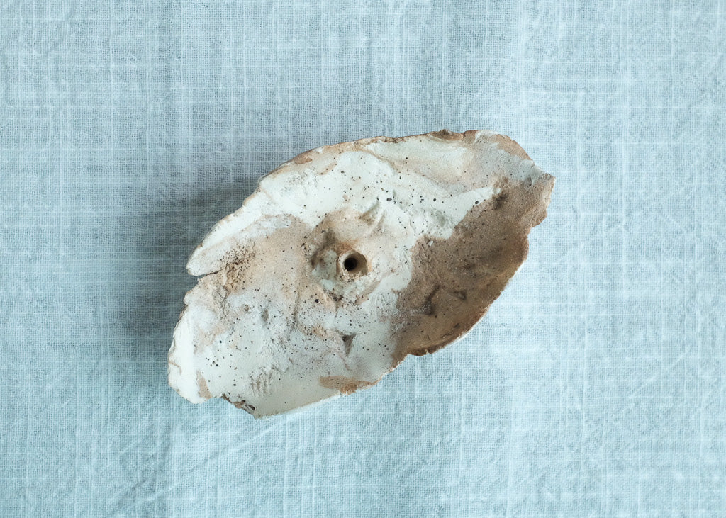 Artist Edition - LEAF 03：手工捏製 陶土線香座